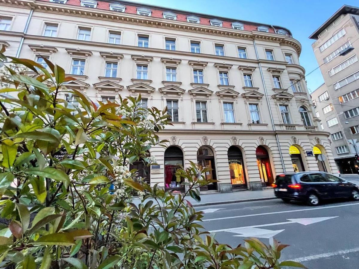 Art Deco Downtown Heritage Apartment Zagreb Exteriör bild